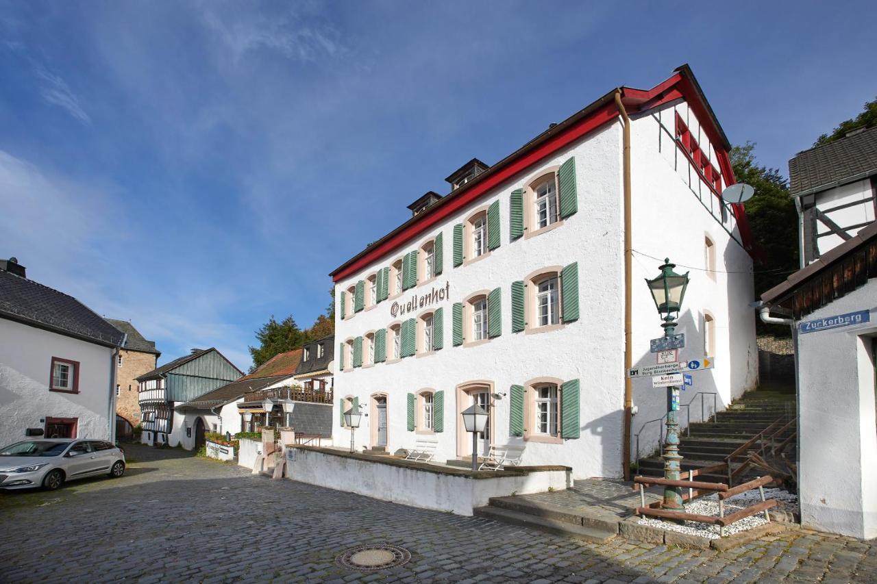 Quellenhof - Wohnen Im Denkmal - Wohnung "Hirtenturm" บลังเคินไฮม์ ภายนอก รูปภาพ